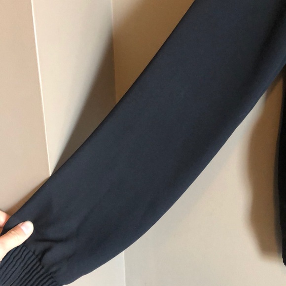 Aritzia Babaton Liebling bomber - Picture 5 of 9